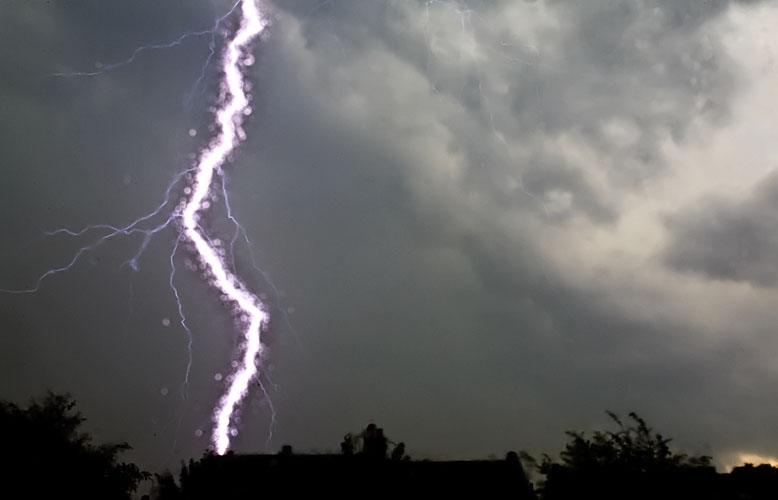 Lightning misses LDNP Towers